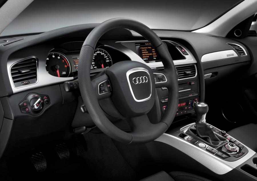 Торпедо Audi A4 Allroad 2.0T Quattro (B8, 8K) 2009 года  (фото 44 из 47)